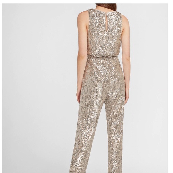 🎉HOST PICK🎉 Express Silver/Grey Sequin Scoop Neck Jumpsuit - Picture 9 of 11